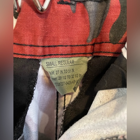 Red camo pants - Picture 3 of 4